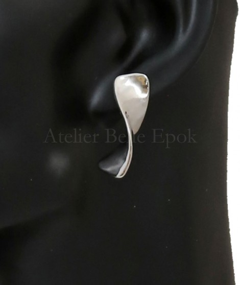 Boucles d'oreilles vague